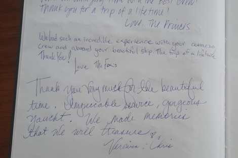 Review img # 1 of the yacht BLACK SWAN