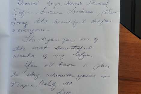 Review img # 2 of the yacht BLACK SWAN