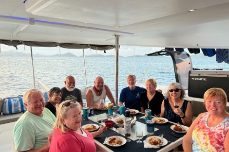 Review img # 41 of the yacht DEVINE SAILING