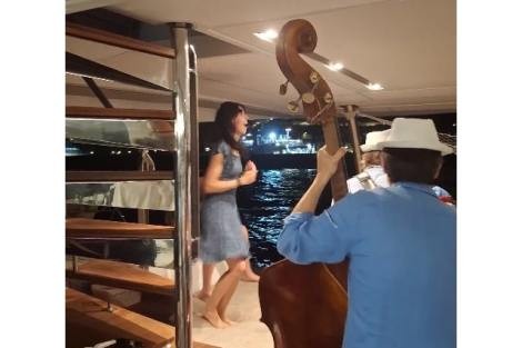 Review img # 2 of the yacht LISA OF THE SEAS