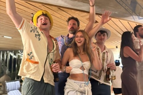 Review img # 60 of the yacht MAKIN MEMORIES