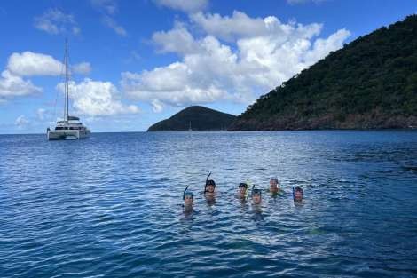 Review img # 44 of the yacht OCEAN VIBES