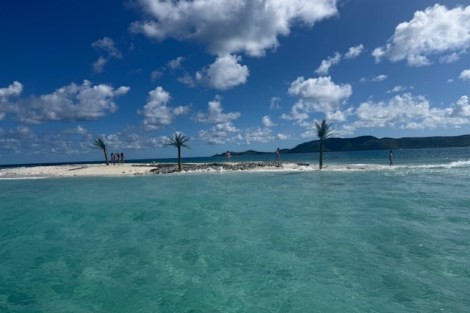 Review img # 4 of the yacht OCEAN VIBES