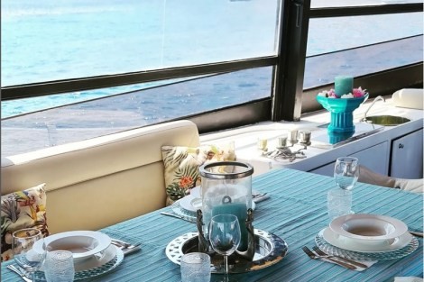 Review img # 17 of the yacht Prime