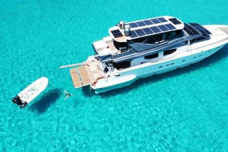 Review img # 4 of the yacht Prime