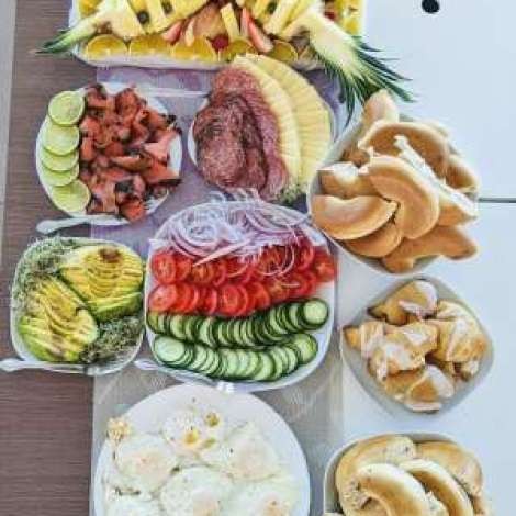 Food onboard THE PURSUIT # 4